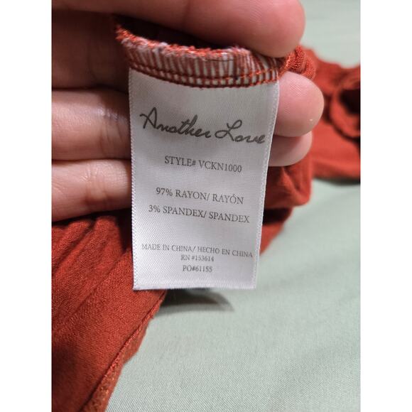 Another love medium women's tie front burnt orange tshirt - Picture 6 of 9